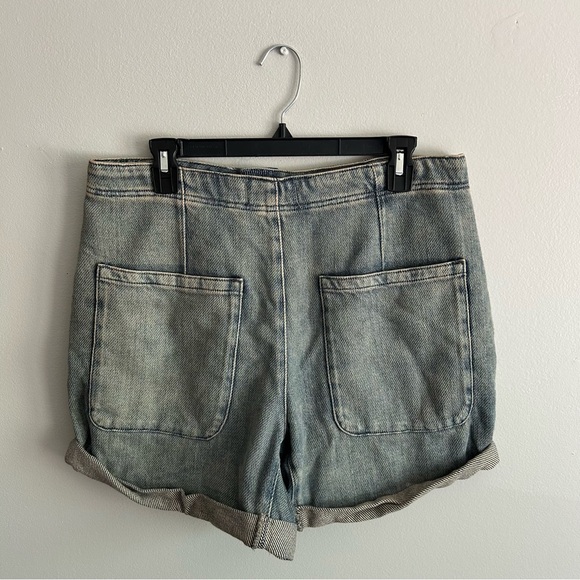 We The Free Osaka Relaxed Short in Spearmint Faded Denim - Size 28 - Picture 5 of 8